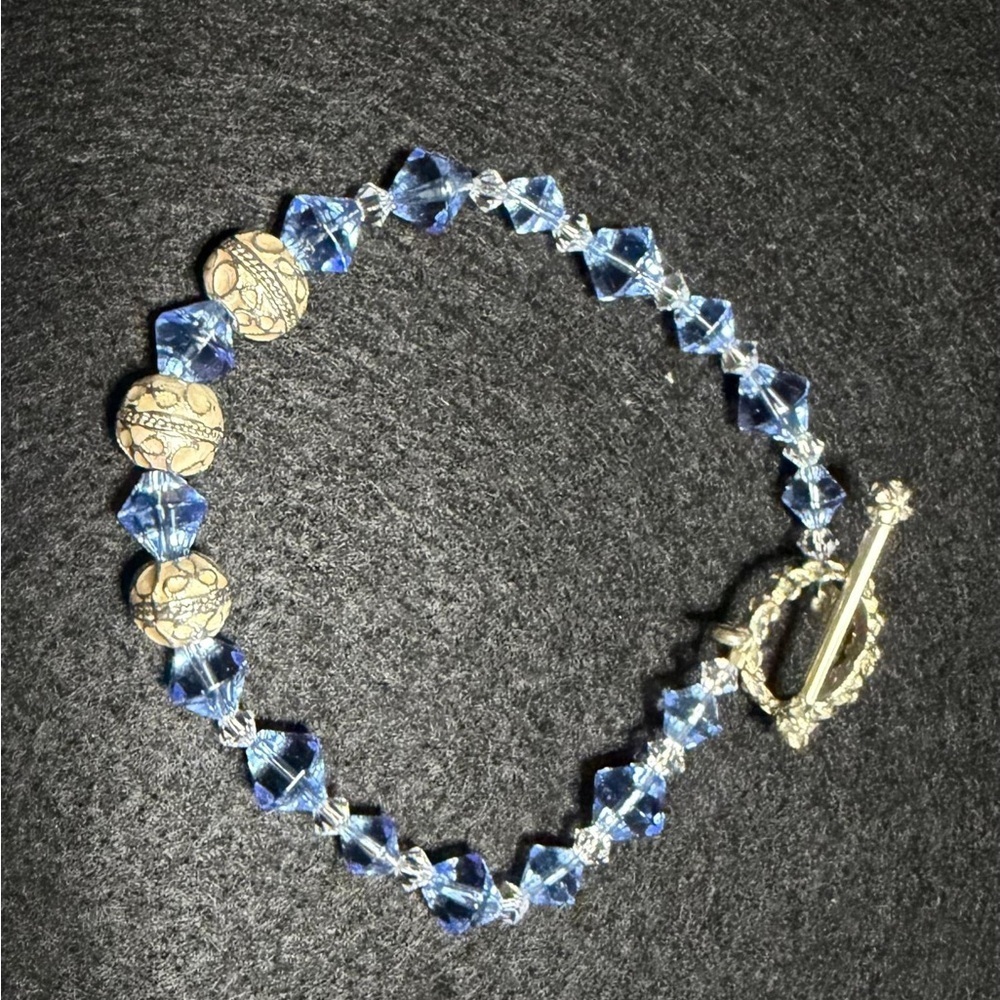 Blue Crystal Beaded Bracelet with Silver Tone Toggle Clasp